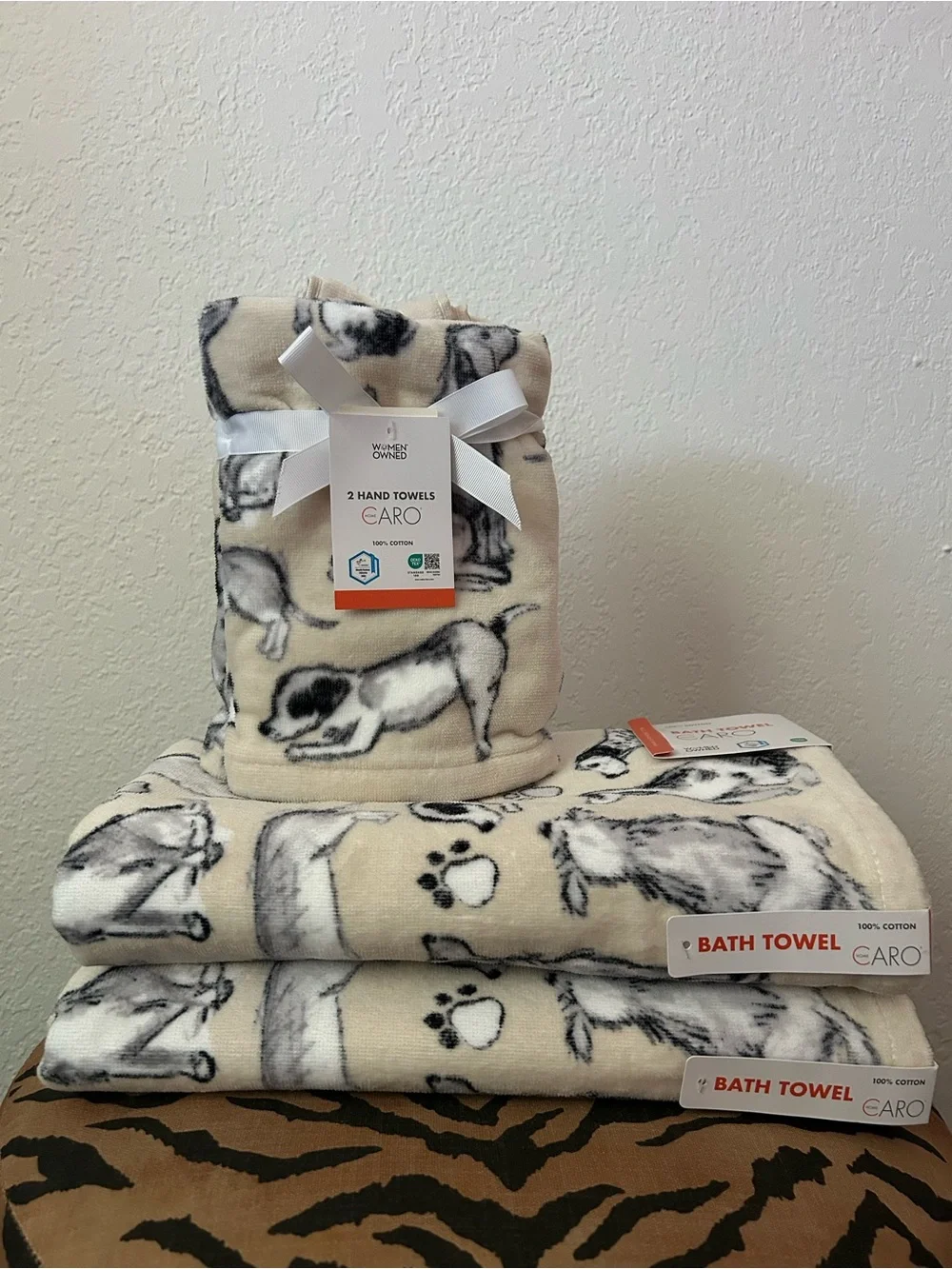 NEW CARO Home 4-Piece 100% Cotton Mixed Breed Dog Puppy Print Bath Towel Set